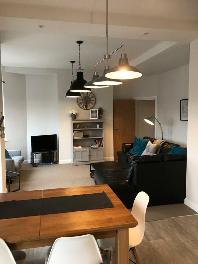 スワネージWight View, Flat 2 Rosslyn Houseアパートメント エクステリア 写真